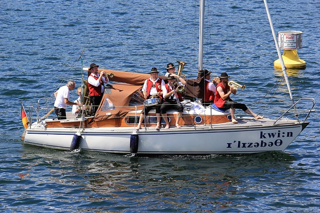 蘭各地實現 蘭各地實現